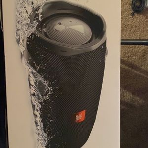 Selling a JBL EXTREME 2